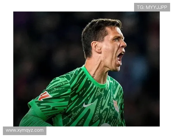 什琴斯尼坦言防守存在隐患称巴萨若以克雷霍维亚克为核心将面临挑战